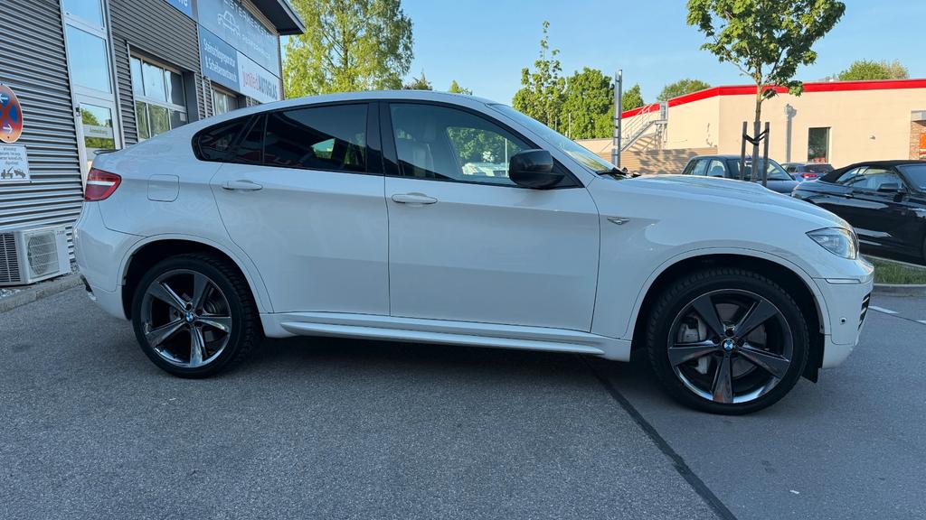 BMW X6 M50