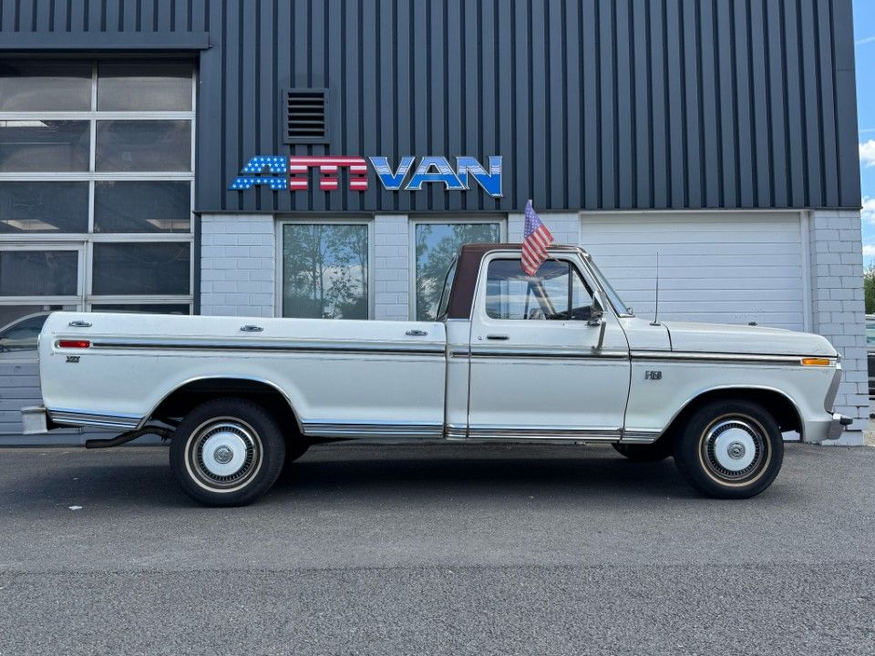 Fahrzeugabbildung Ford F 150 XLT Ranger 6.3V8 Long Bed Erstlack