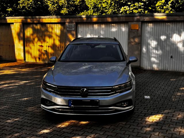 VW Passat Variant 2.0 TDI SCR 147kW DSG Busines...