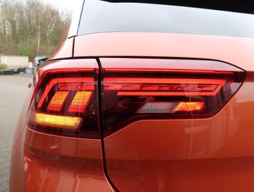 Volkswagen T-Roc - 11