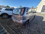 Opel Corsa - Opel Corsa aus 2005 mit Benzin-Antrieb: Kleinwagen
