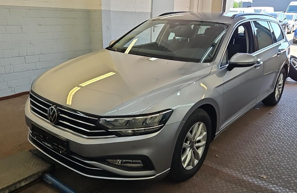 Volkswagen Passat Variant Business ACC LED AHK NAV KAM SHZ