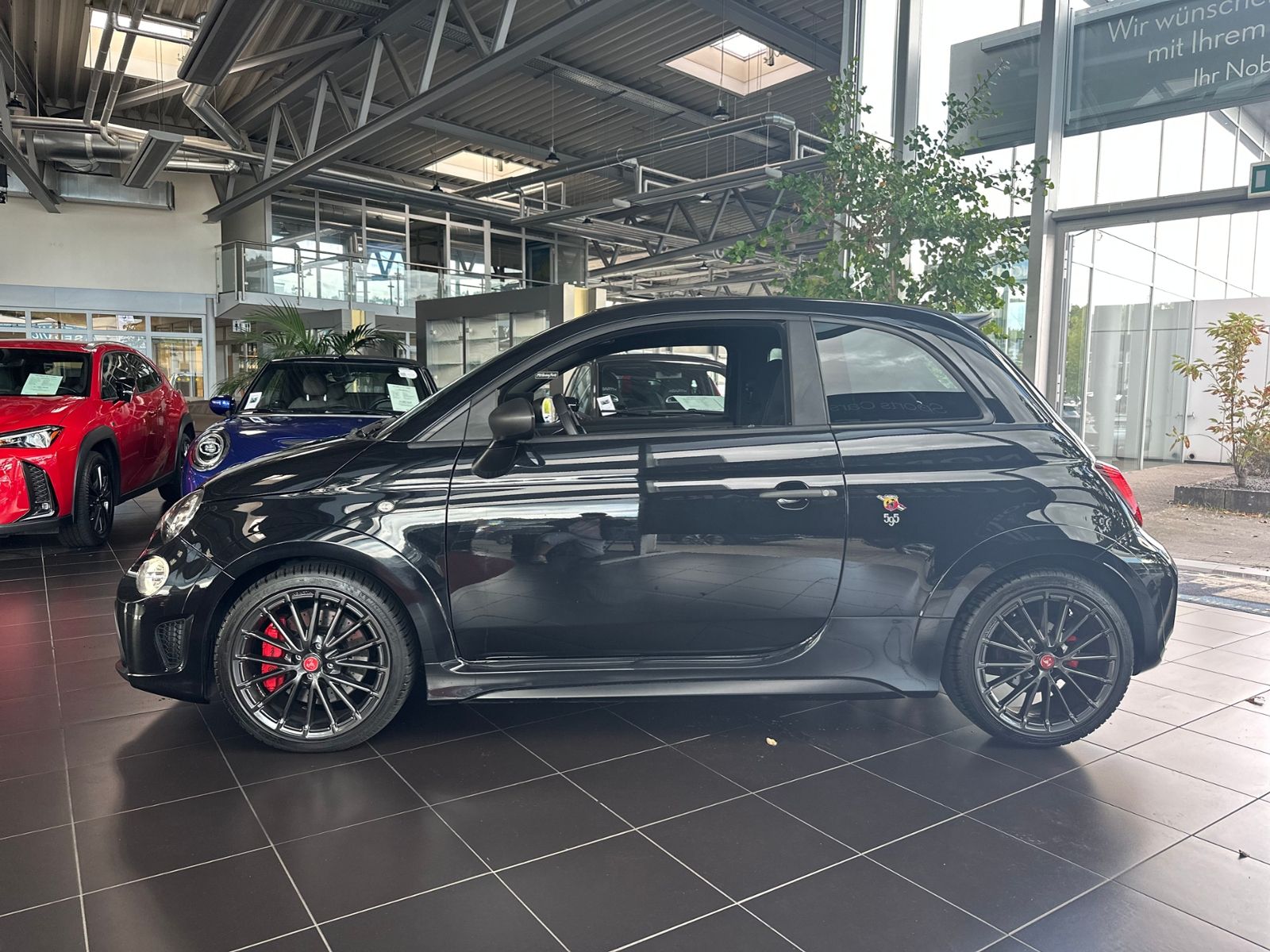 Fahrzeugabbildung Abarth 595C Competizione KLIMA NAV DAB PDC ALU