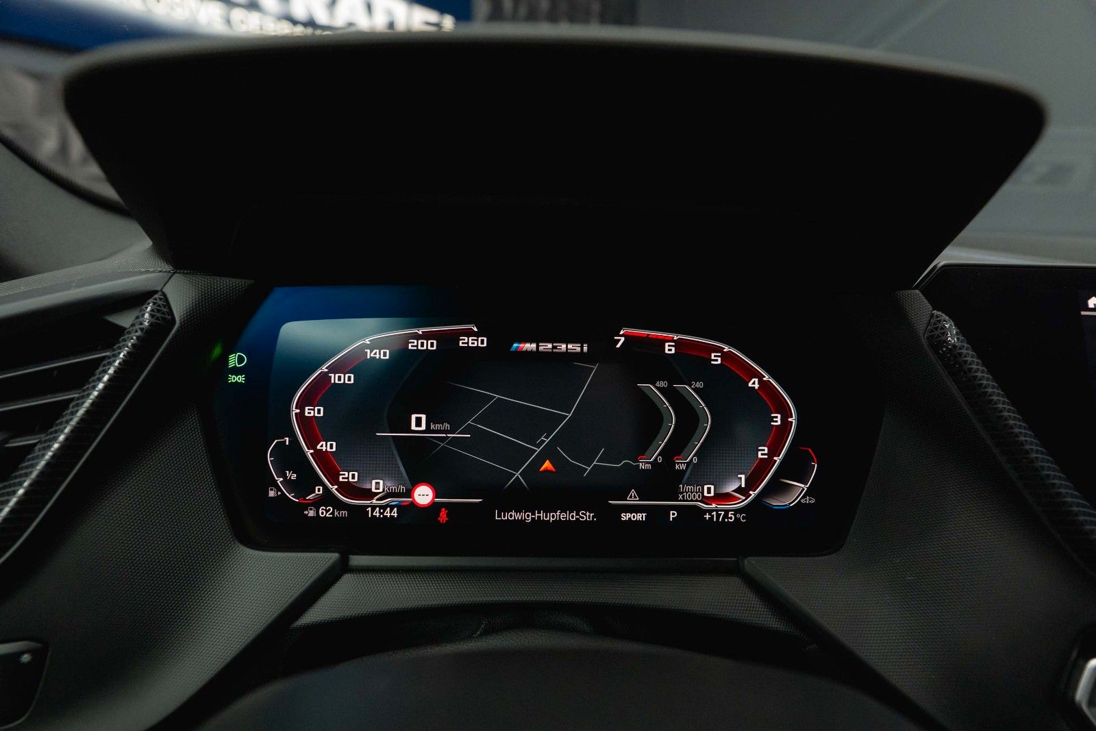 Fahrzeugabbildung BMW M235i xDrive M-Sport Pro Performance Shadow LED