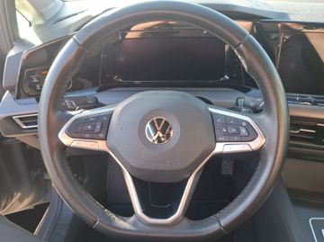 Volkswagen Golf VIII 1.4 Style KeyLess+LED+Massage+Navi+SHZ