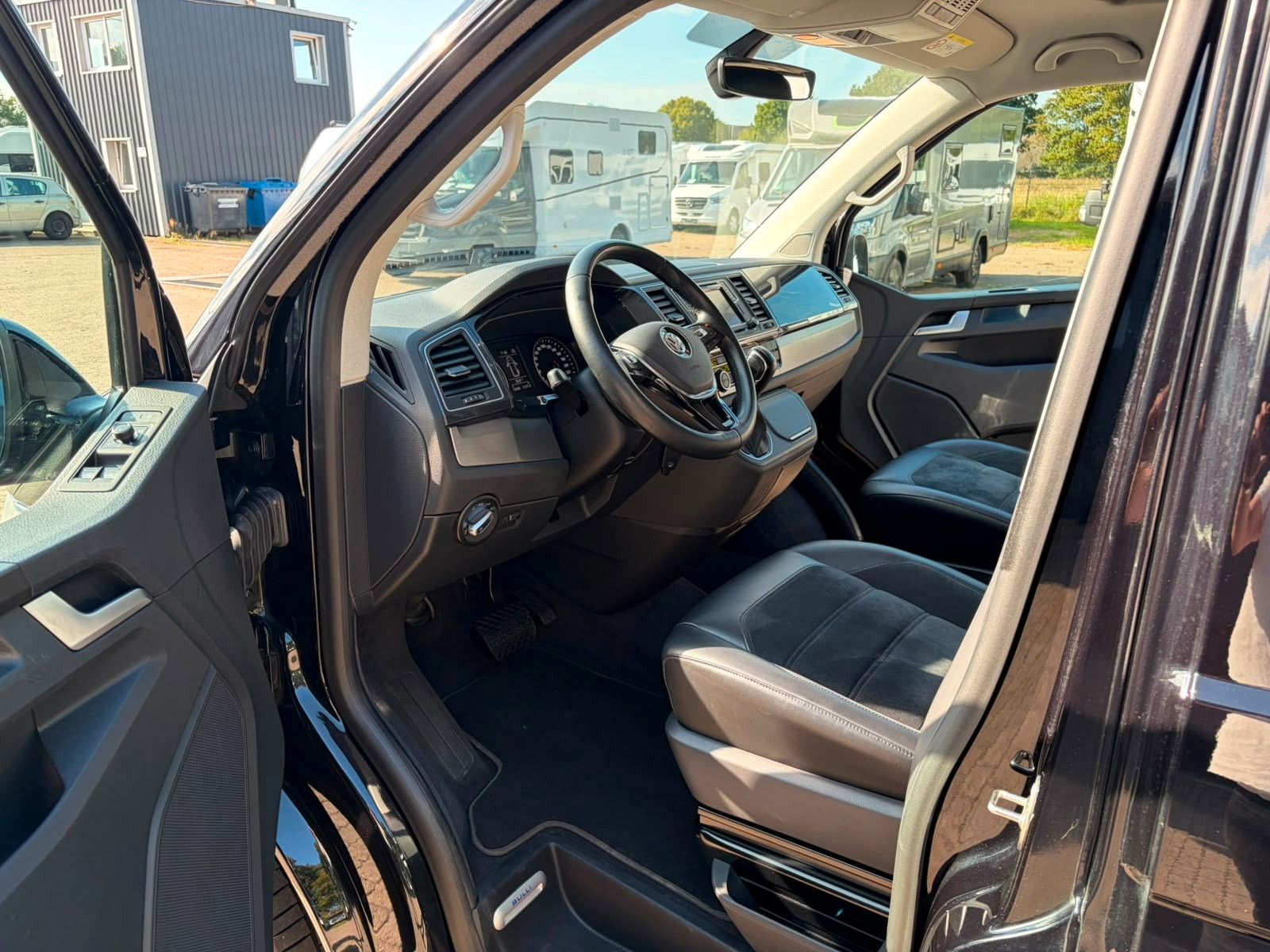 Volkswagen T6 California FWD Beach foto 13