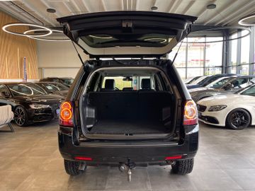 Land Rover Freelander 2 S TD4 *TEMPOMAT*AHK*PDC*LEDER*SZHZ*