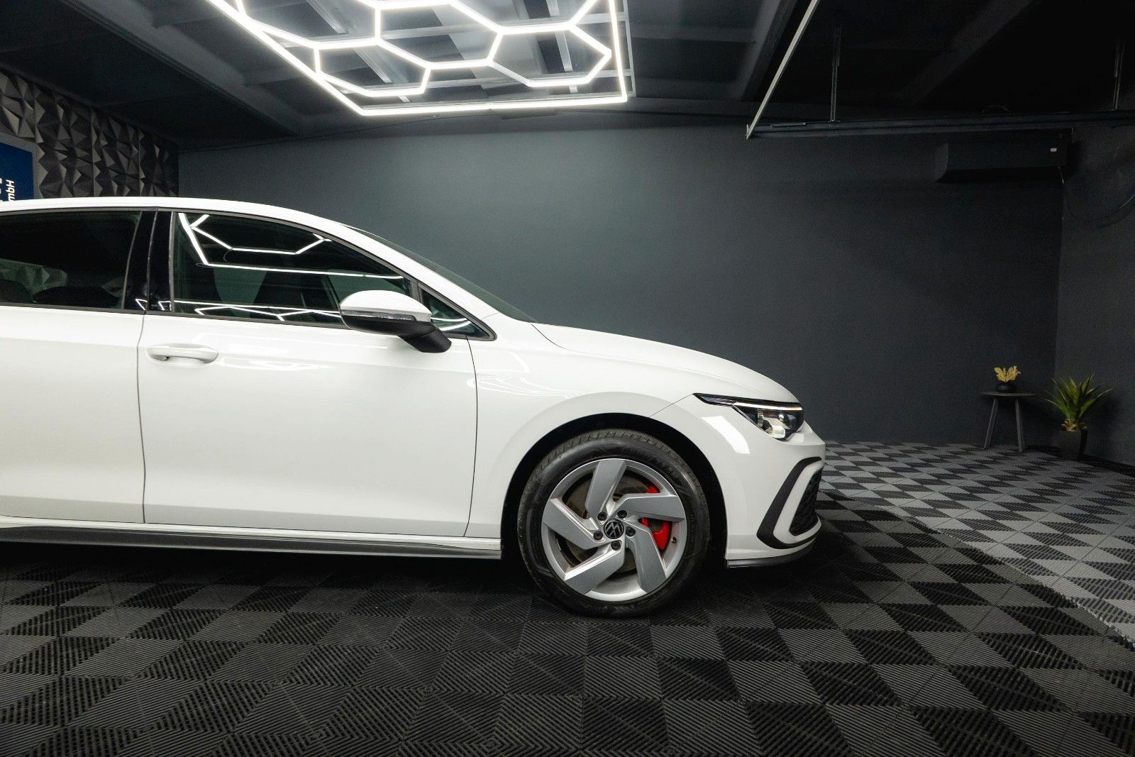 Fahrzeugabbildung Volkswagen Golf VIII Lim. GTE eHybrid Sport | LED | ACC