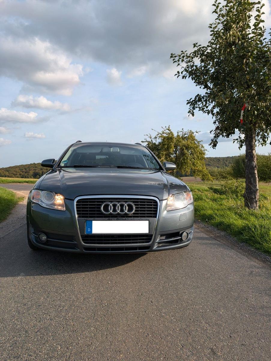 Audi A4 2005 — interior