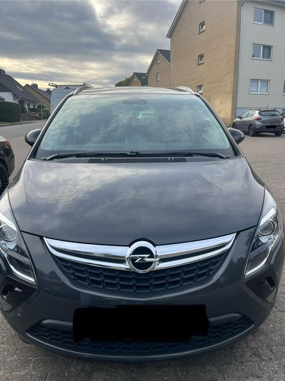 Opel Zafira Tourer