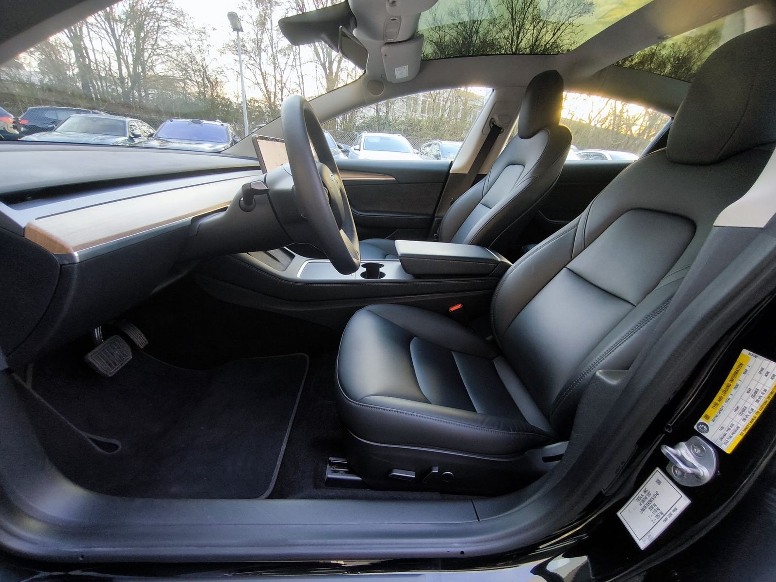 Fahrzeugabbildung Tesla Model 3 Long Range Dual AWD PANO+STDHZ+LED+ACC+