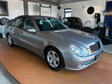 Mercedes-Benz E 240 Avantgarde *60-TKM* XENON/GSD/SHZ/NAVI/PDC - Mercedes-Benz E 240: T