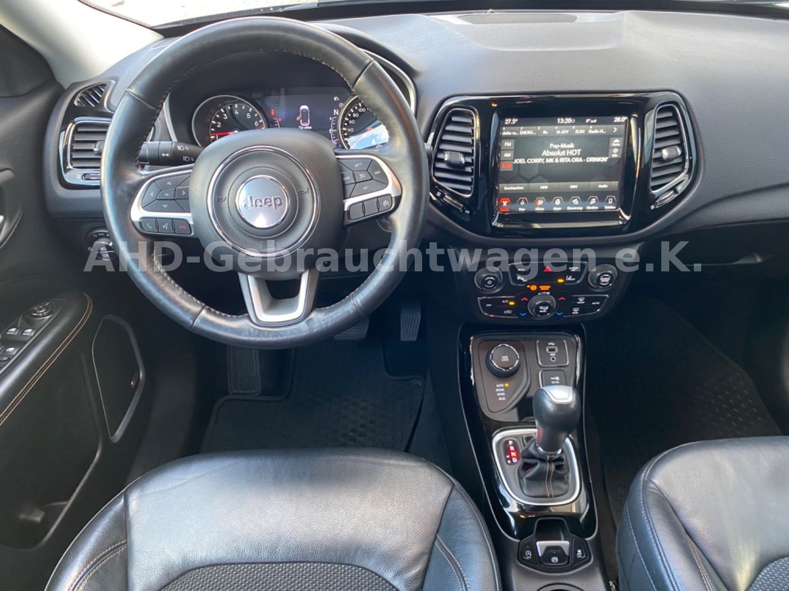 Fahrzeugabbildung Jeep Compass Opening Limited Edition 4WD
