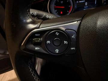 Opel Insignia - 12