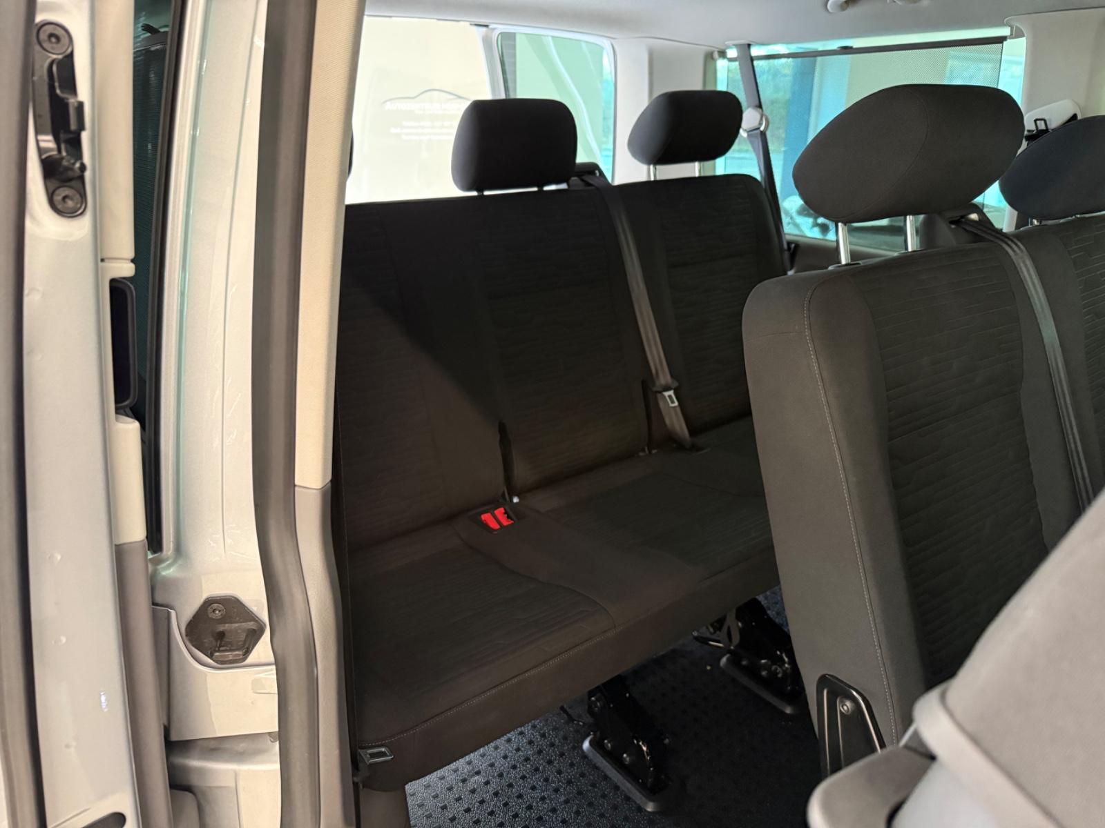 Volkswagen T6.1 Caravelle 4 Motion  DSG NAVI LED 8 SITZE