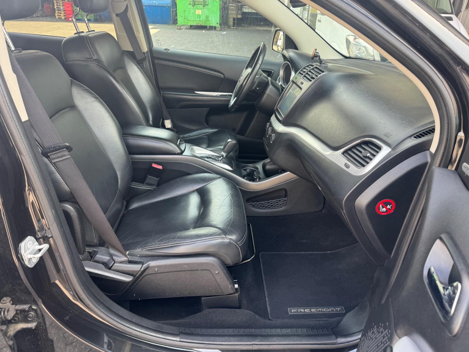 Fiat Freemont 3.6 Lounge AWD | 280 ch | BVA | 7 places | Caméra de recul | Cuir chauffant | Alpine