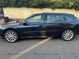 Renault Laguna Grandtour Initiale 2.0 dCi FAP 127kW ... - Renault Laguna in Bonn