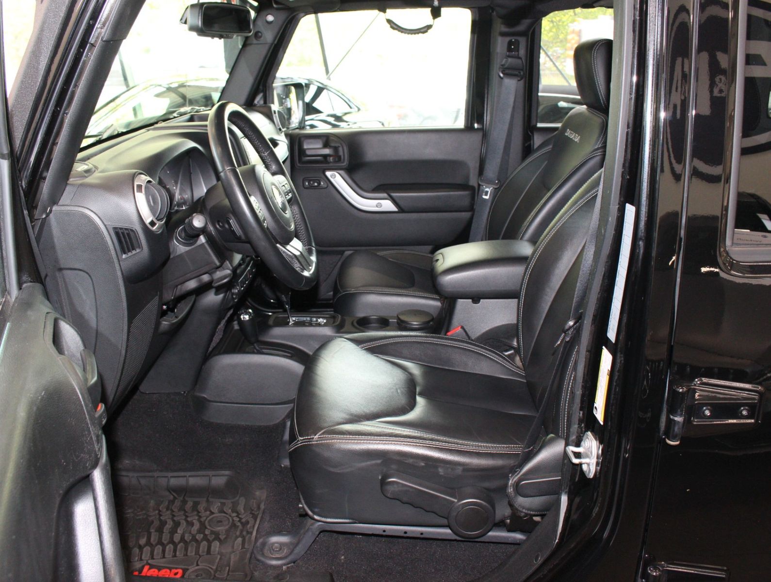 Fahrzeugabbildung Jeep Wrangler Unlimited Sahara*Offroad Umbau*1.Hand