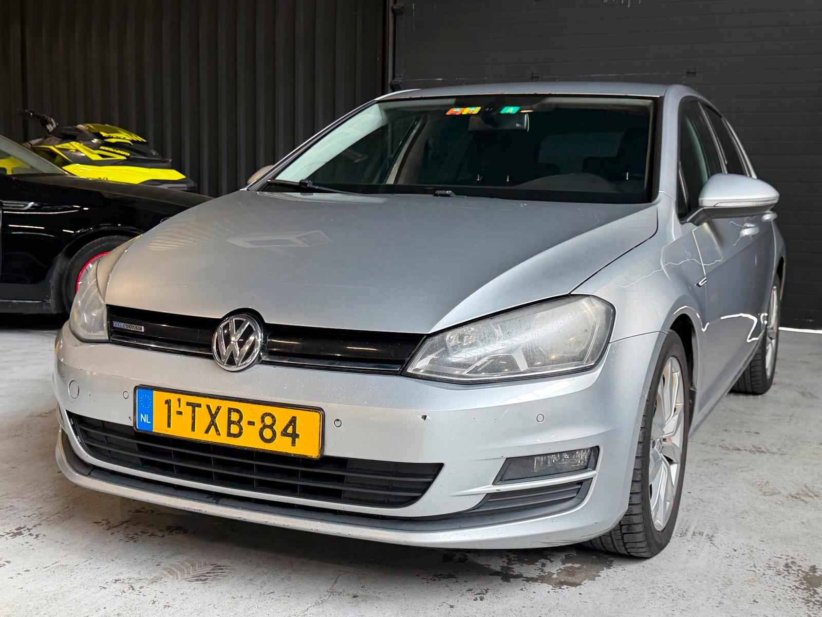 Volkswagen Golf 1.6 TDI 81KW 5D Blue Motion 2014 Navi/Clima