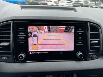 Fahrzeugbestand 21 Skoda Karoq Sportline 1.5 Matrix+AHK+Panodach+Kamera