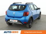 Dacia Sandero 0.9 TCe Stepway Celebration *NAVI*TEMPO* - Dacia Sandero: Stepway Celebration