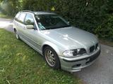 BMW 320i touring - - BMW 320 aus 2000: Kombi, 320i