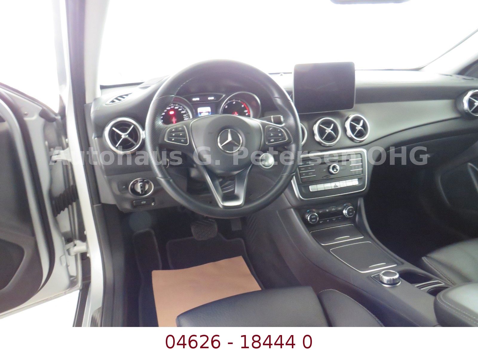 Fahrzeugabbildung Mercedes-Benz GLA 220 CDI*7G DCT*LED*Fernlicht*Kamera*Leder*