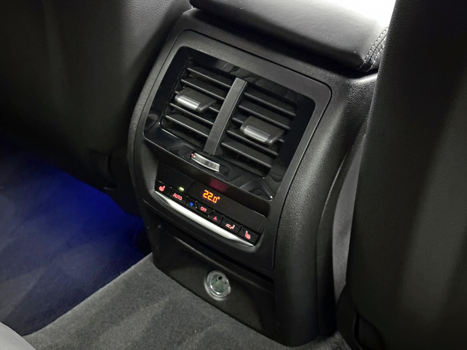Fahrzeugabbildung BMW COMPETITION/KLAPPEN-AGA/H&K/ACC/AHK/HUD/KEYL/21"