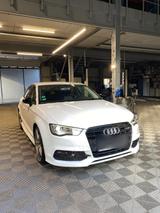 Mercedes-Benz Audi a3 2.0 tdi Sline 150ps Limousine Sche... - Mercedes-Benz mit Diesel-Antrieb: Limousine, 3.0