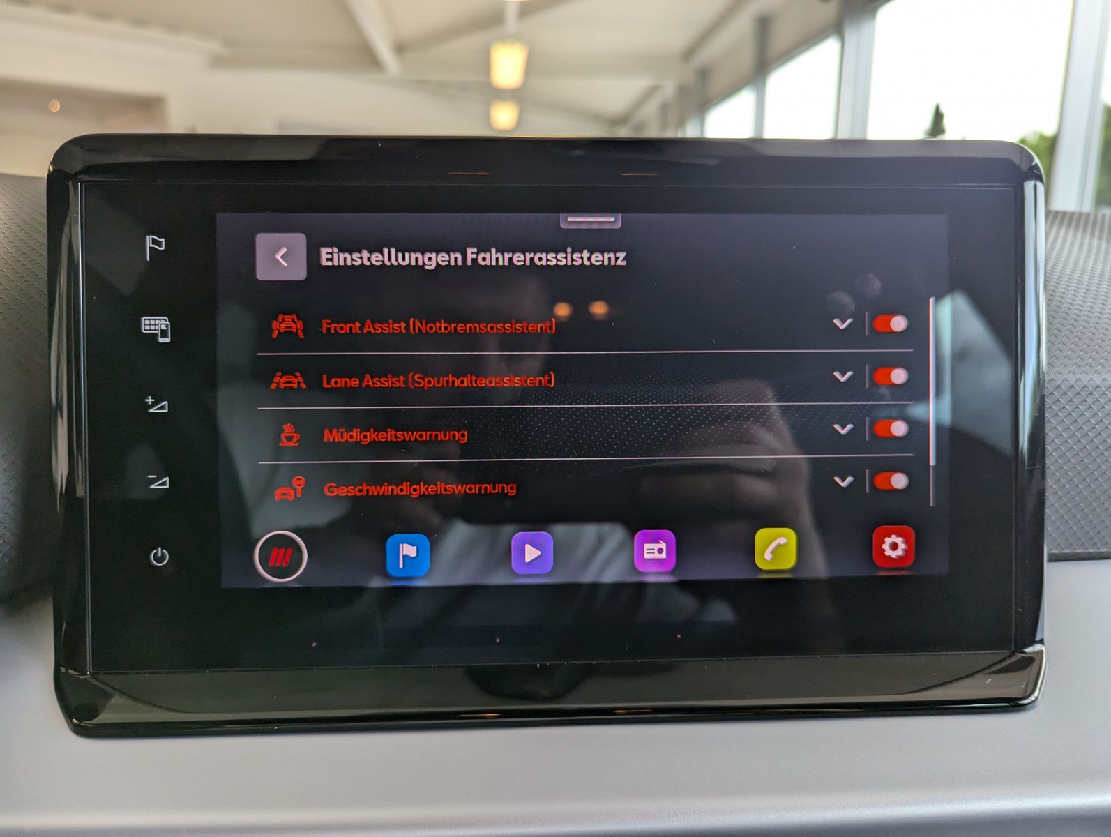 SEAT Arona 1.0 TSI DSG FR LED ACC Cam Dinamica AHK 18 - Image 25