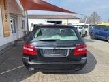 Mercedes-Benz E 220 T-Modell = Garantie - Avantgarde - Ahk = - Mercedes-Benz E 220 aus 2012