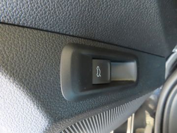 Fotografie 18 des Skoda Kamiq Monte Carlo 1.5 AHK NAVI PANO ACC KAMERA