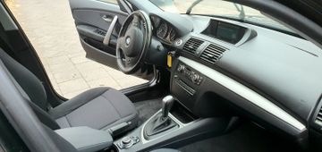 BMW 118 - 10