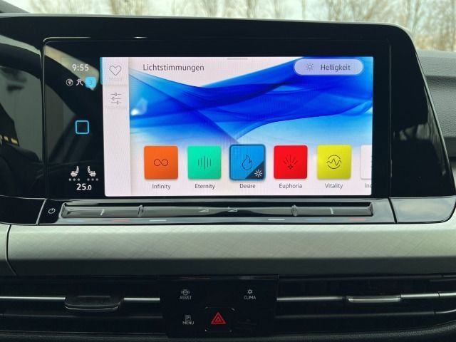 Golf VIII Variant Life 1.5 eTSI DSG AHK*Navi*LED