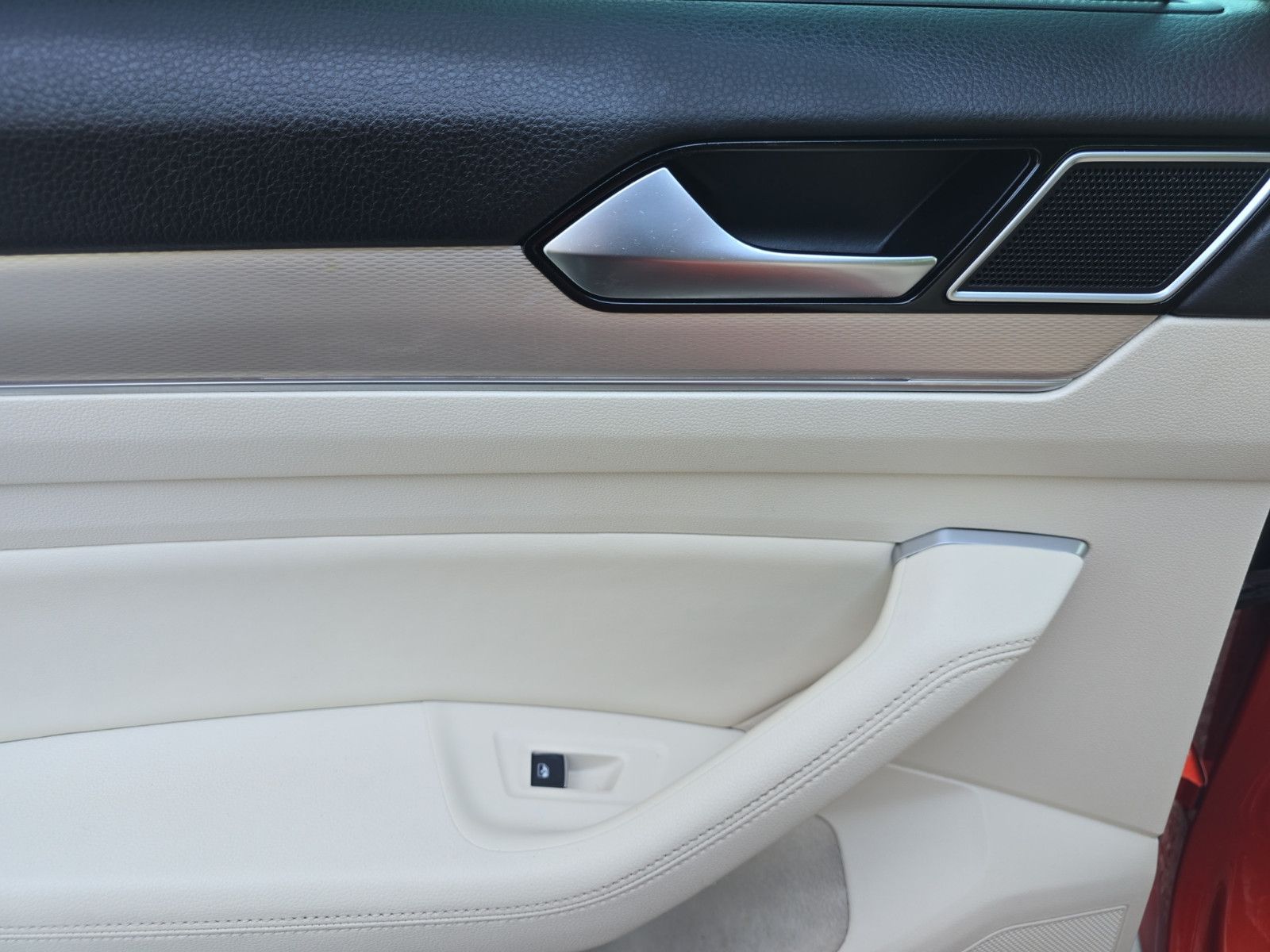 Fahrzeugabbildung Volkswagen Passat Variant Alltrack BMT/Start-Stopp 4Motion