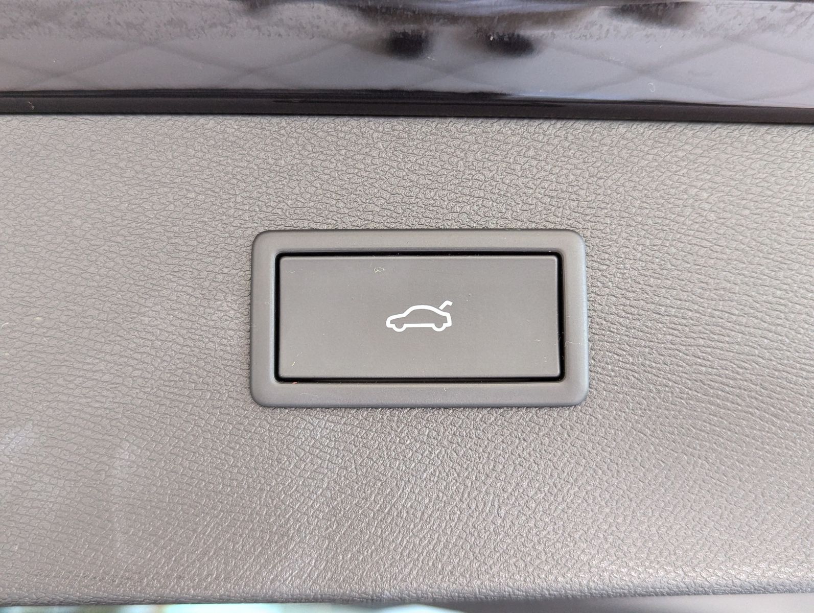 CUPRA Formentor 1.5 eTSI Pano Sennh. DCC Kamera Matrix - Image 18