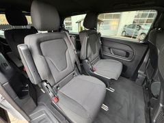 Fahrzeugabbildung Mercedes-Benz V 220d EDITION lang Night-Paket el.Klappe 19"AMG