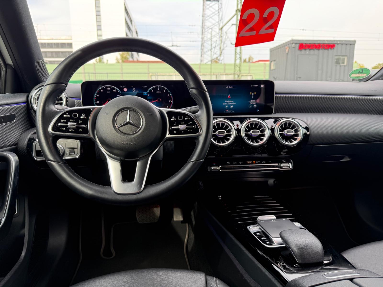 Mercedes-Benz A-Class Limousine*LED*AMBIENTE*TEMPOM*KLIMA*NIGHT*, миниатюра 16