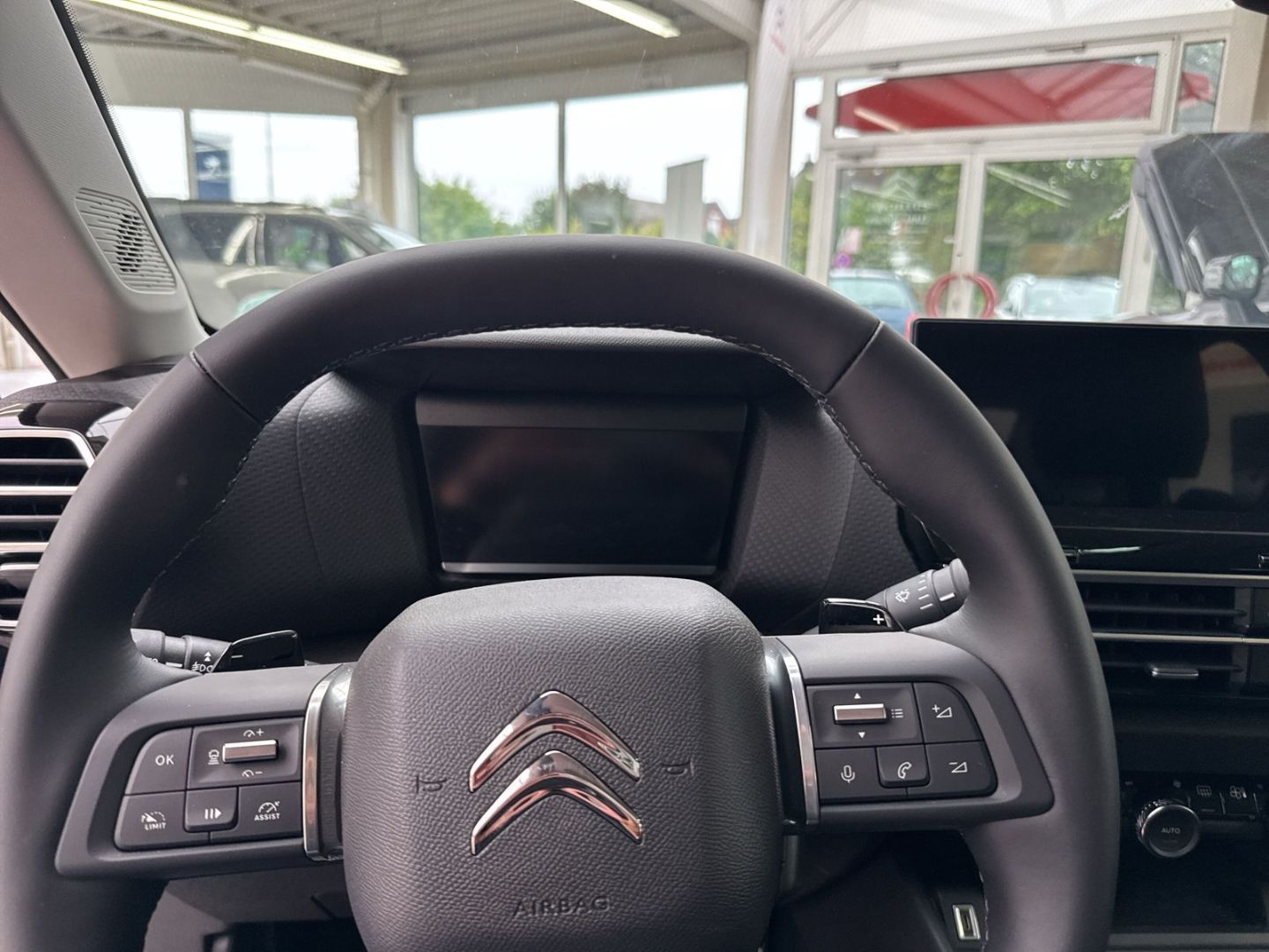 Fahrzeugabbildung Citroën C4 X PureTech 130 S&S EAT8 Max Navi  LED