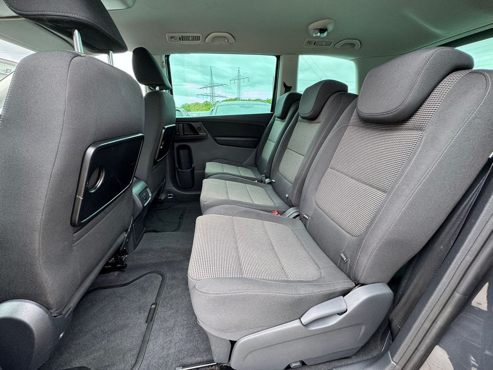 Fahrzeugabbildung Volkswagen Sharan 2.0 TDI Comfortl. AHK*KLIMA*TEMP*NAVI*PDC
