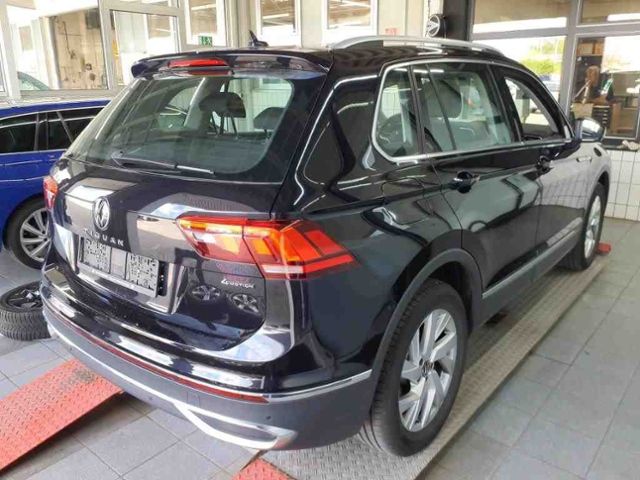 Tiguan 2.0 TDI DSG Elegance ALLRAD+PANO+STAHZ.+A