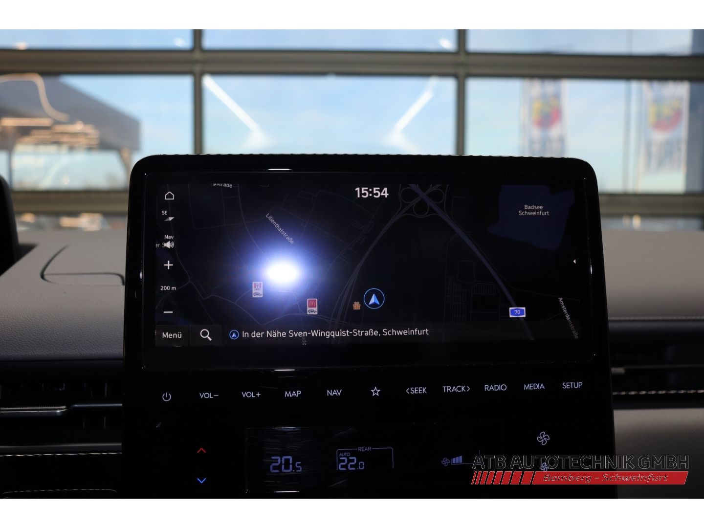 Fahrzeugabbildung Hyundai STARIA Signature 7-Sitzer 2.2 CRDi 7-Sitzer AHK