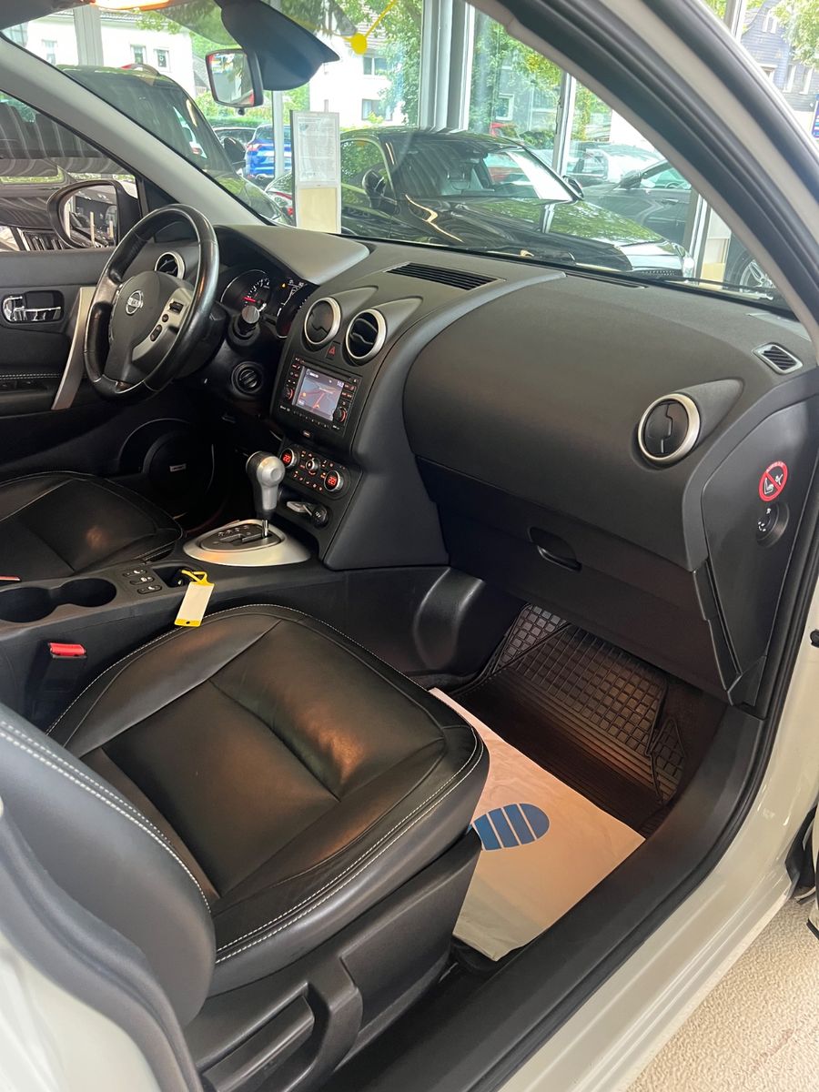 Fahrzeugabbildung Nissan Qashqai Tekna *360 KAMERA*NAVI*LEDER*BOSE*