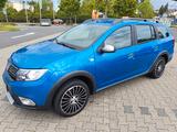 Dacia Logan MCV TCe 90 Stepway 8-Fach bereift - Dacia Logan in Frankfurt (Main)