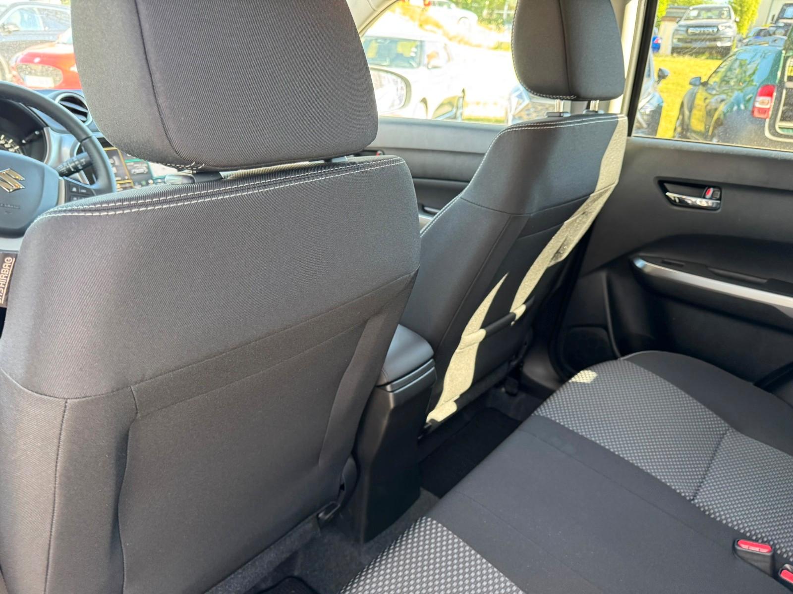 Suzuki Vitara, Comfort, Allrad, AHK,Applecarplay LED