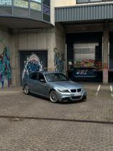BMW E90 320i M-Paket, Apple CarPlay 70.000 KM - BMW 320: M Paket 320i
