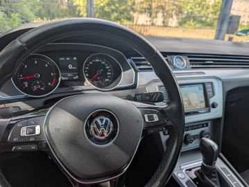 Volkswagen Passat Variant - 12