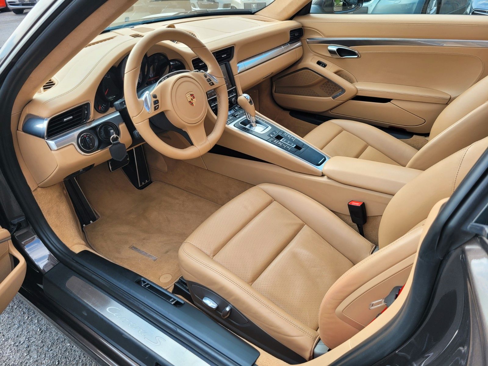 Fahrzeugabbildung Porsche 991 Carrera S/Chrono/Abstand/Pan./PASM