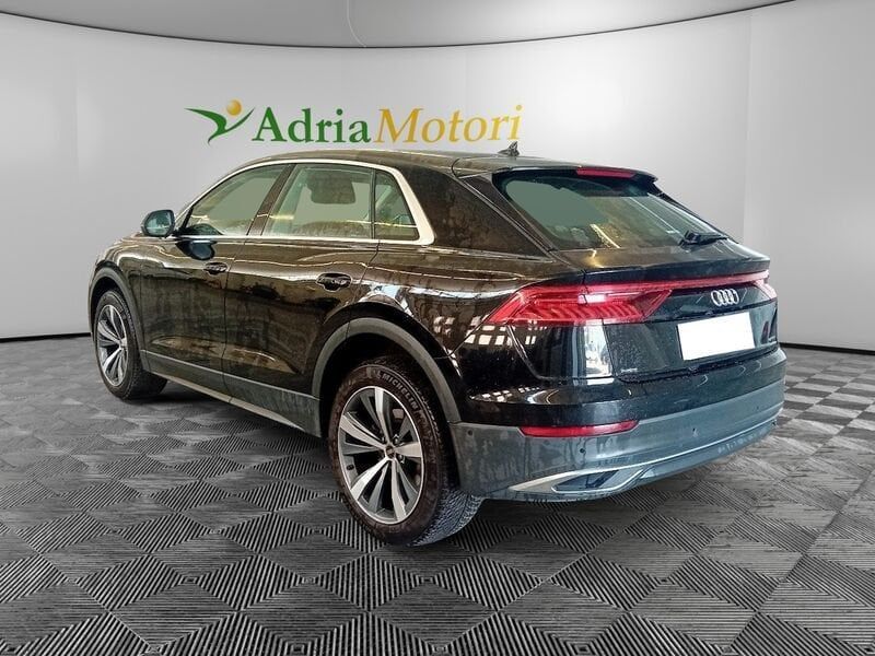 Audi Q8 45 TDI 170kW quattro tiptronic imagem 3