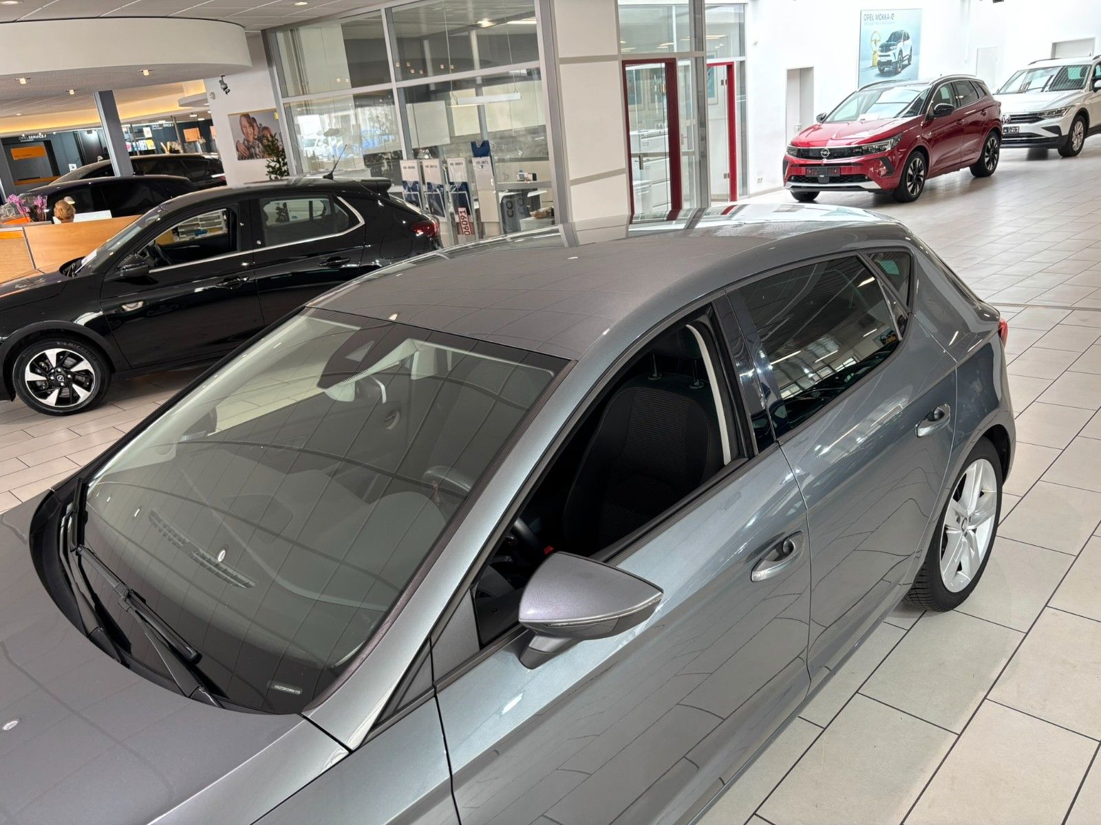 Fahrzeugabbildung SEAT Leon FR 2.0TDI DSG/ACC/SHZ/ALLWETTER